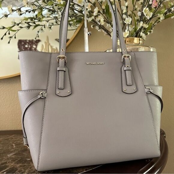 New Michael kors Voyager Saffiano Leather Tote Bag